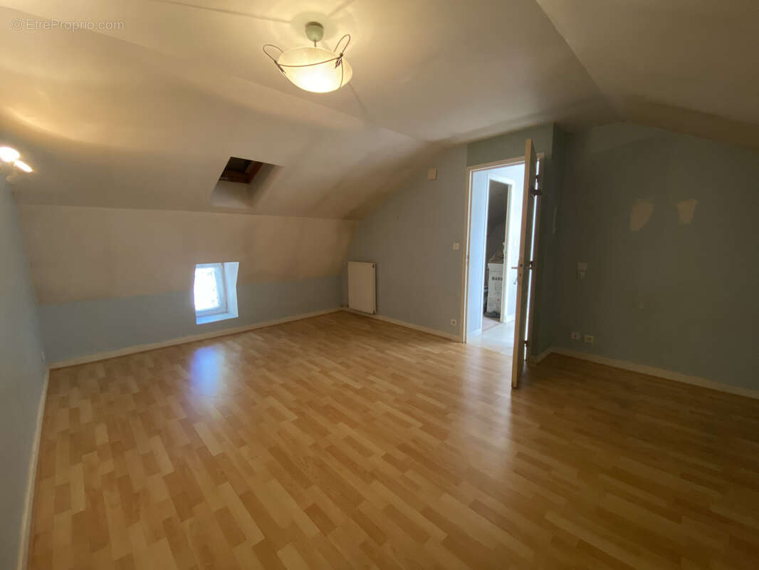 Maison à ARPAJON-SUR-CERE