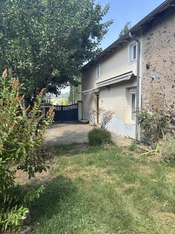 Maison à ARPAJON-SUR-CERE