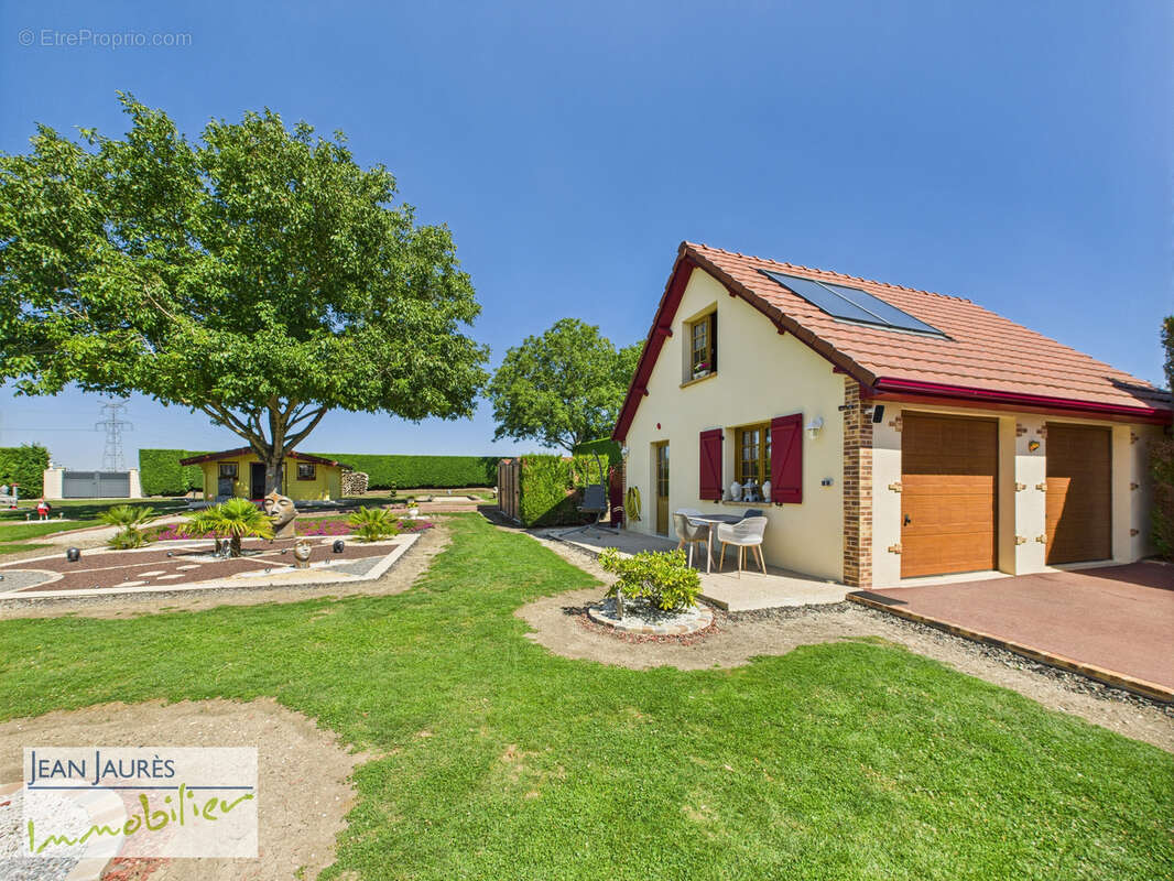 Maison à LES BORDES-AUMONT