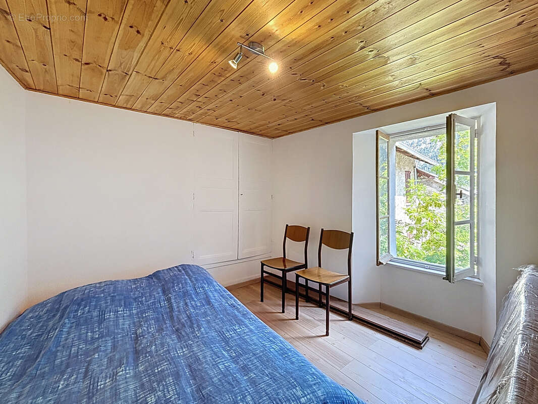 Maison à LA CONDAMINE-CHATELARD