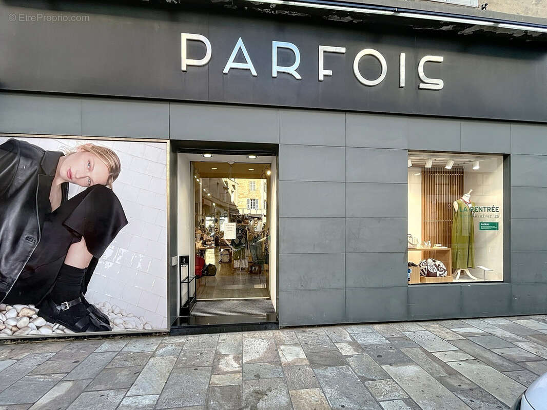 Commerce à SAN-MARTINO-DI-LOTA