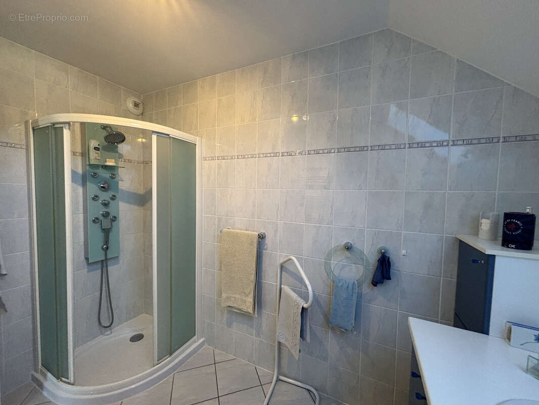 Appartement à GROISY