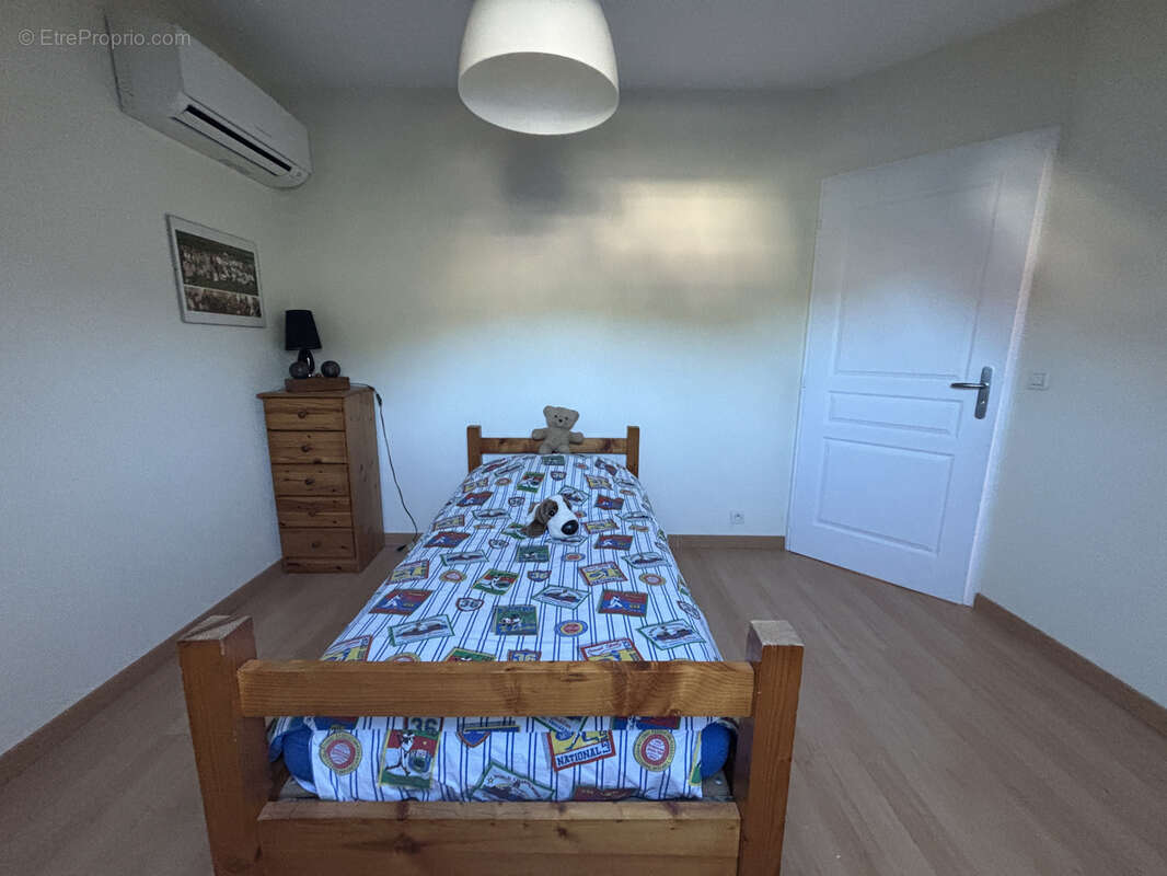 Appartement à GROISY