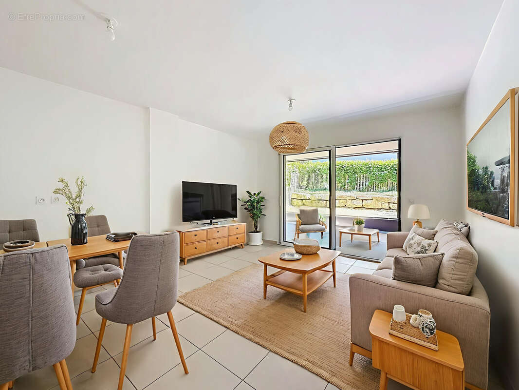 Appartement à TASSIN-LA-DEMI-LUNE