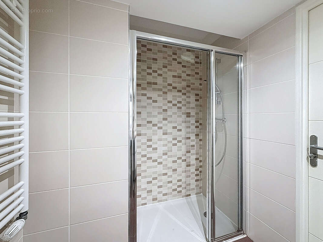 Appartement à TASSIN-LA-DEMI-LUNE