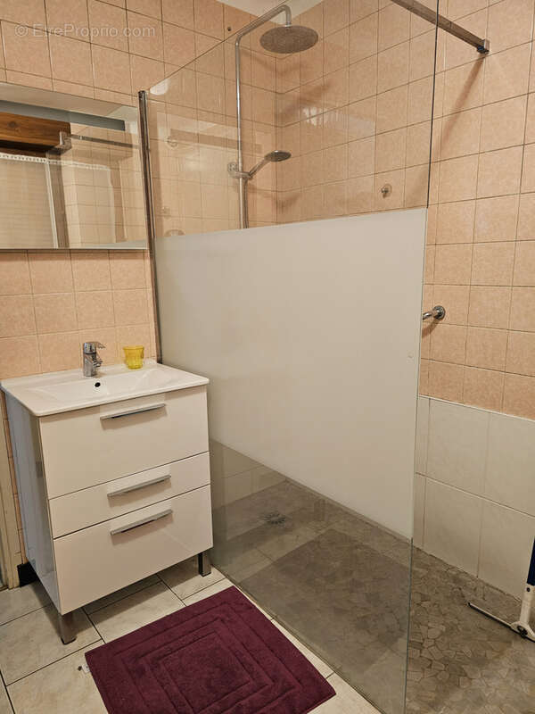 Maison à CHARENCY-VEZIN