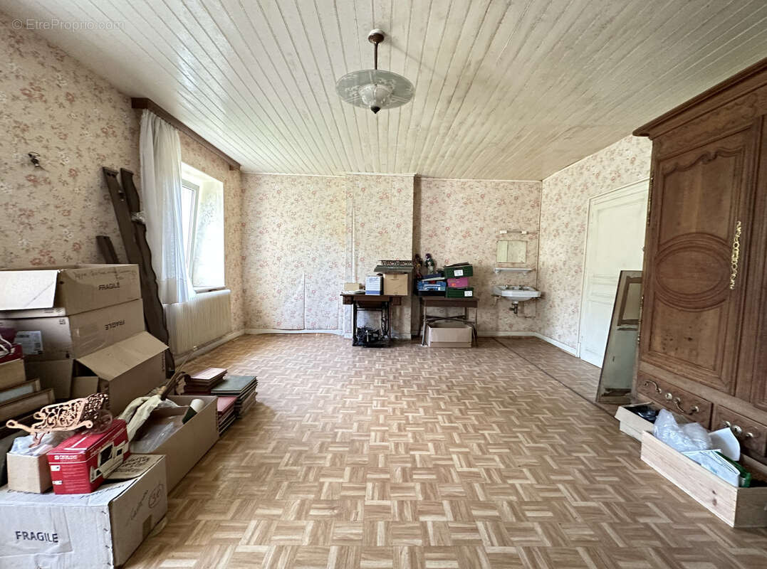 Maison à LIGNEVILLE