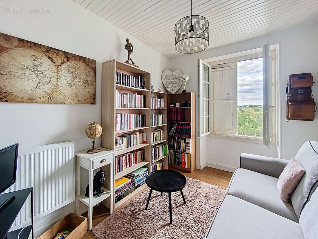 Maison à SAINT-SULPICE-D&#039;EXCIDEUIL