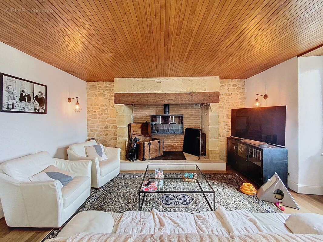 Maison à SAINT-SULPICE-D&#039;EXCIDEUIL