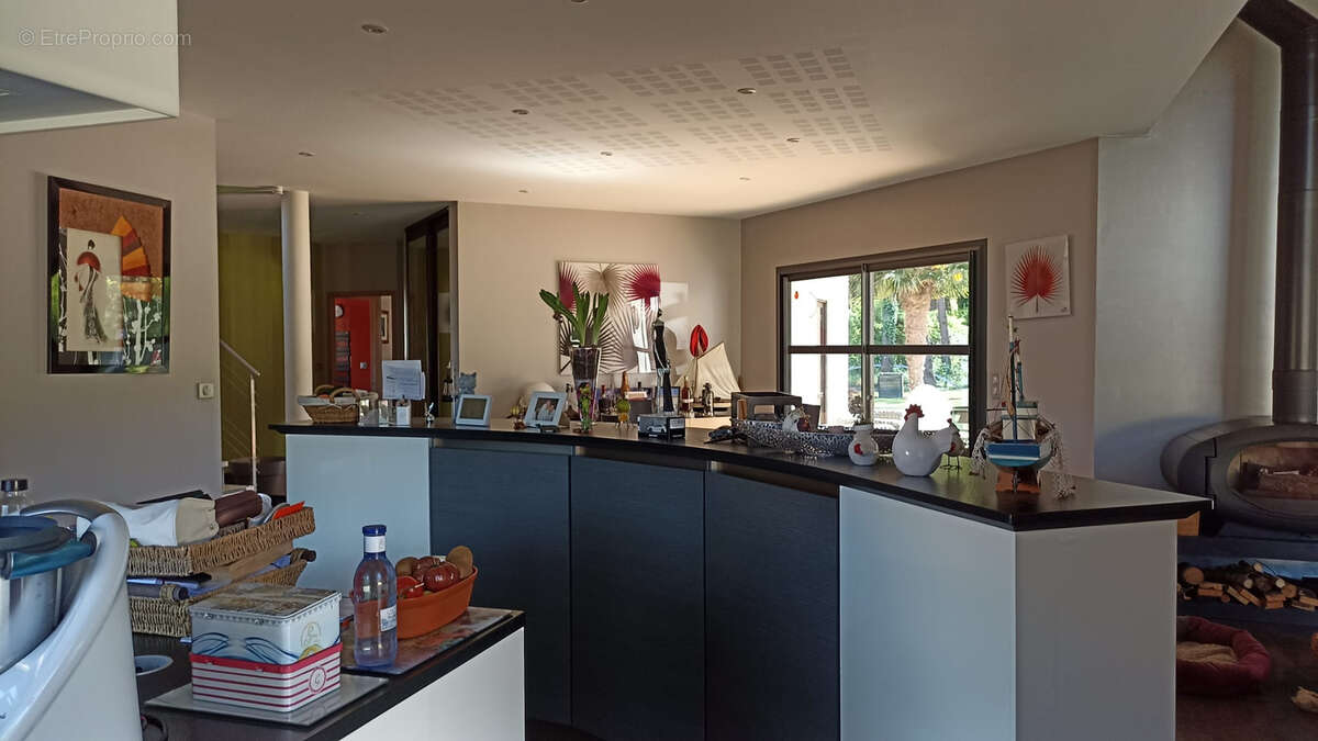 Maison à PARENTIS-EN-BORN