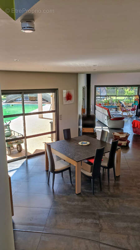 Maison à PARENTIS-EN-BORN