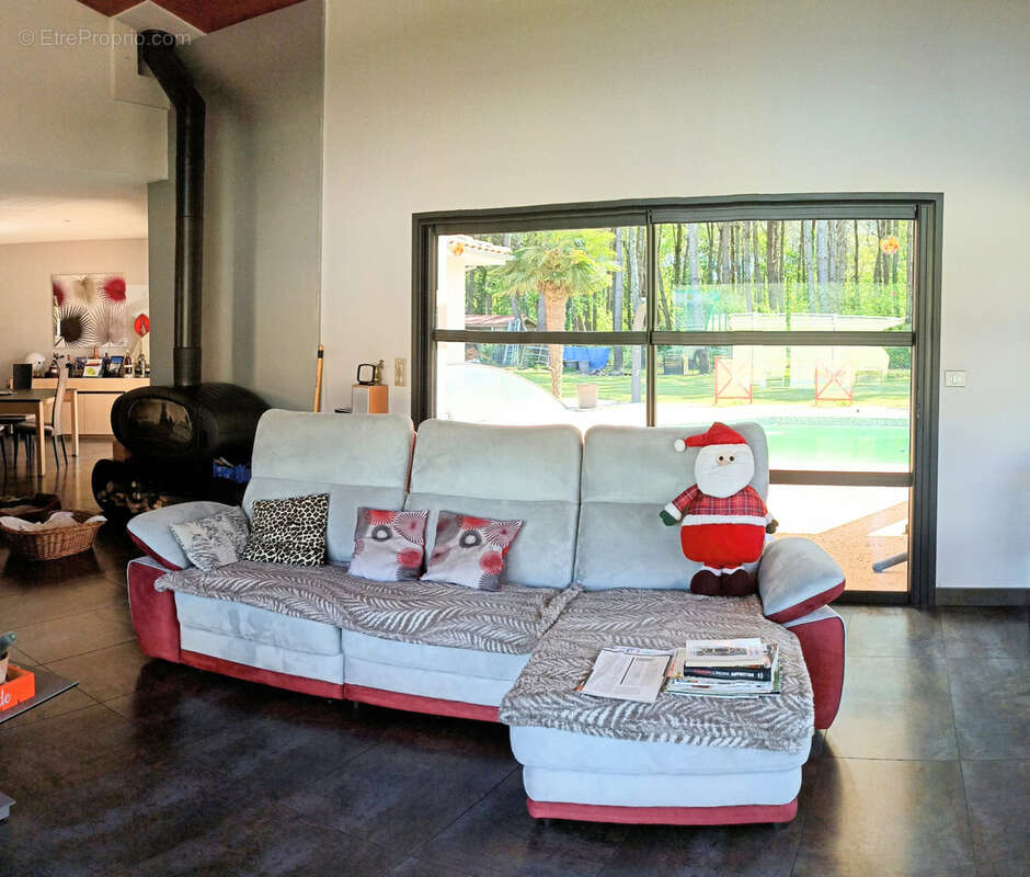 Maison à PARENTIS-EN-BORN