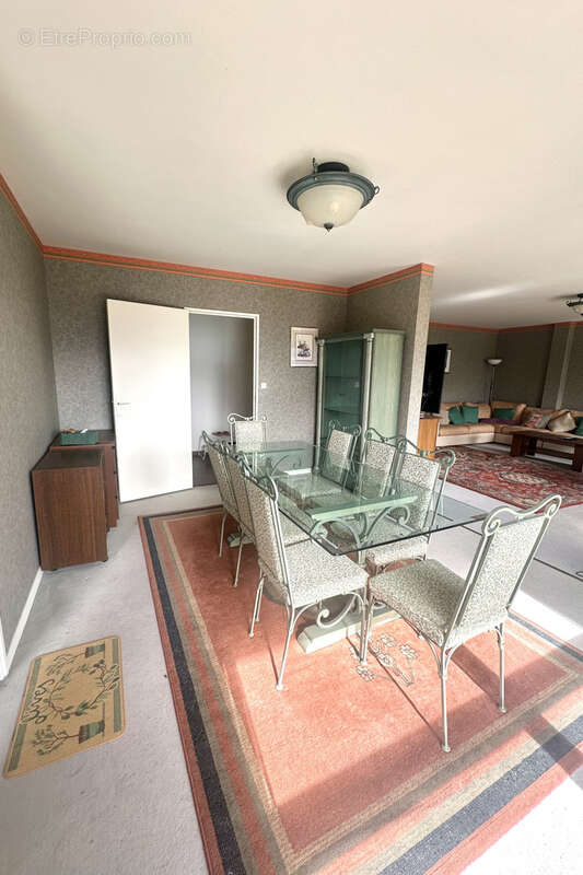 Appartement à DIVONNE-LES-BAINS