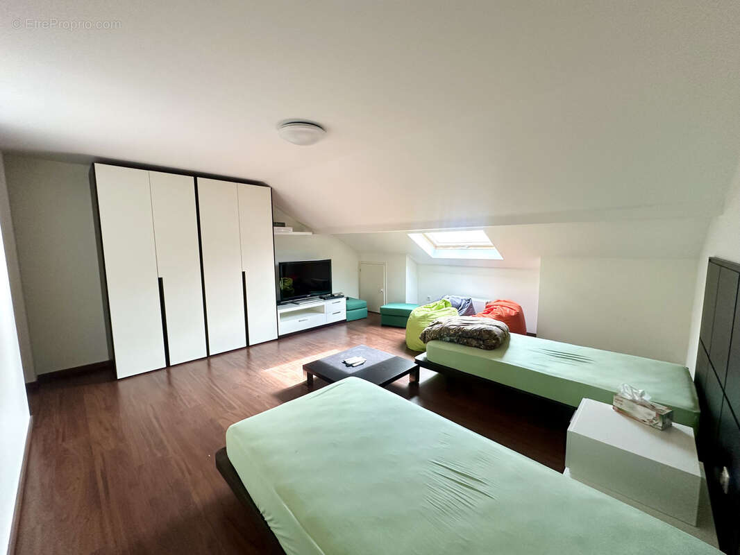 Appartement à DIVONNE-LES-BAINS