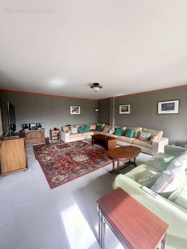 Appartement à DIVONNE-LES-BAINS