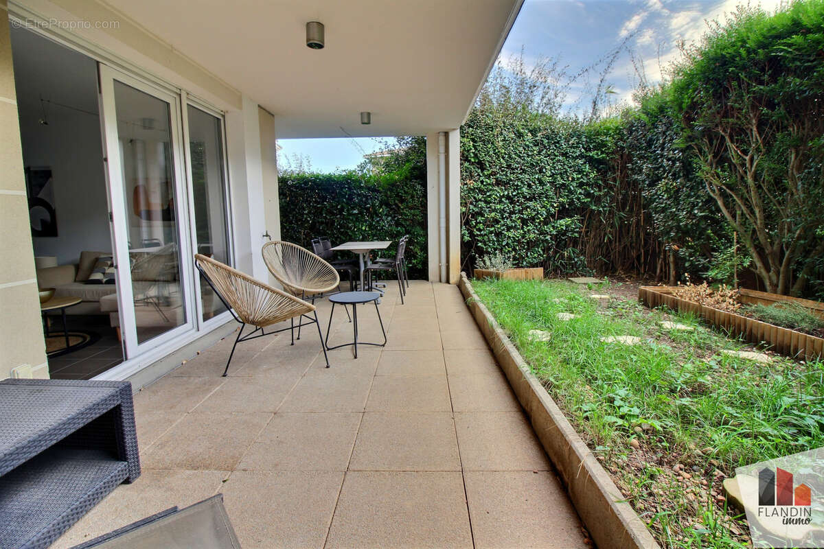 Appartement à VOURLES