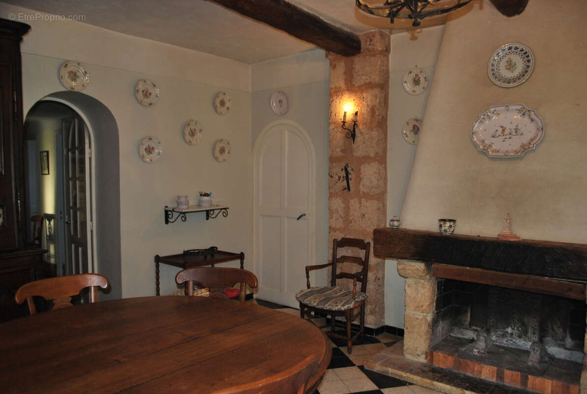 Maison à VILLECROZE