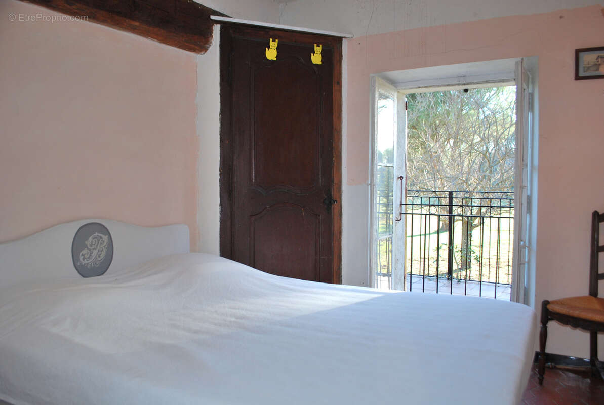 Maison à VILLECROZE