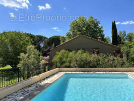 Maison à VILLECROZE