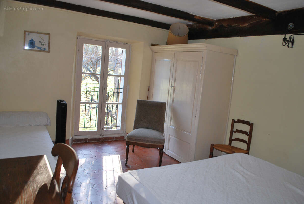 Maison à VILLECROZE