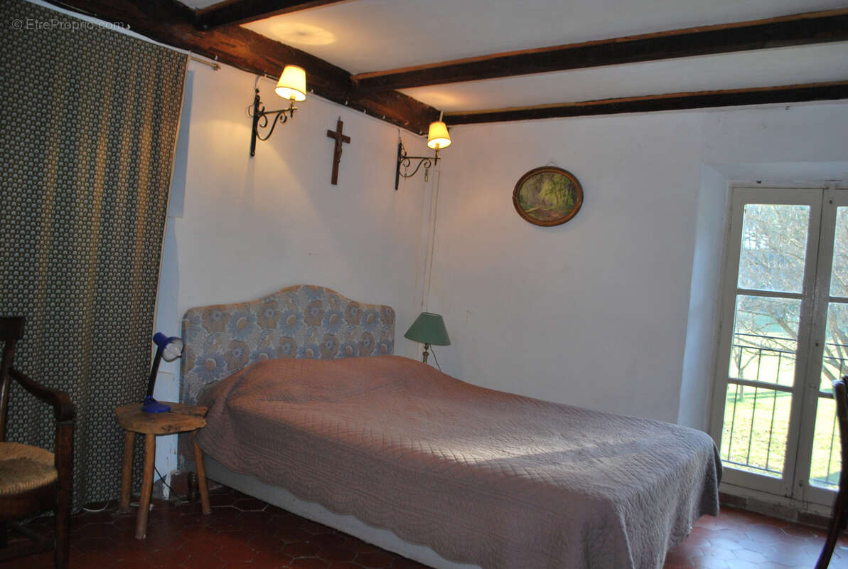 Maison à VILLECROZE