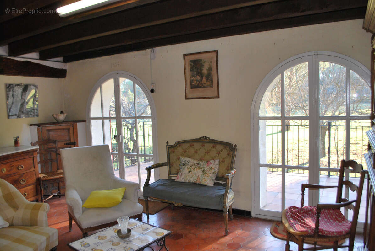 Maison à VILLECROZE