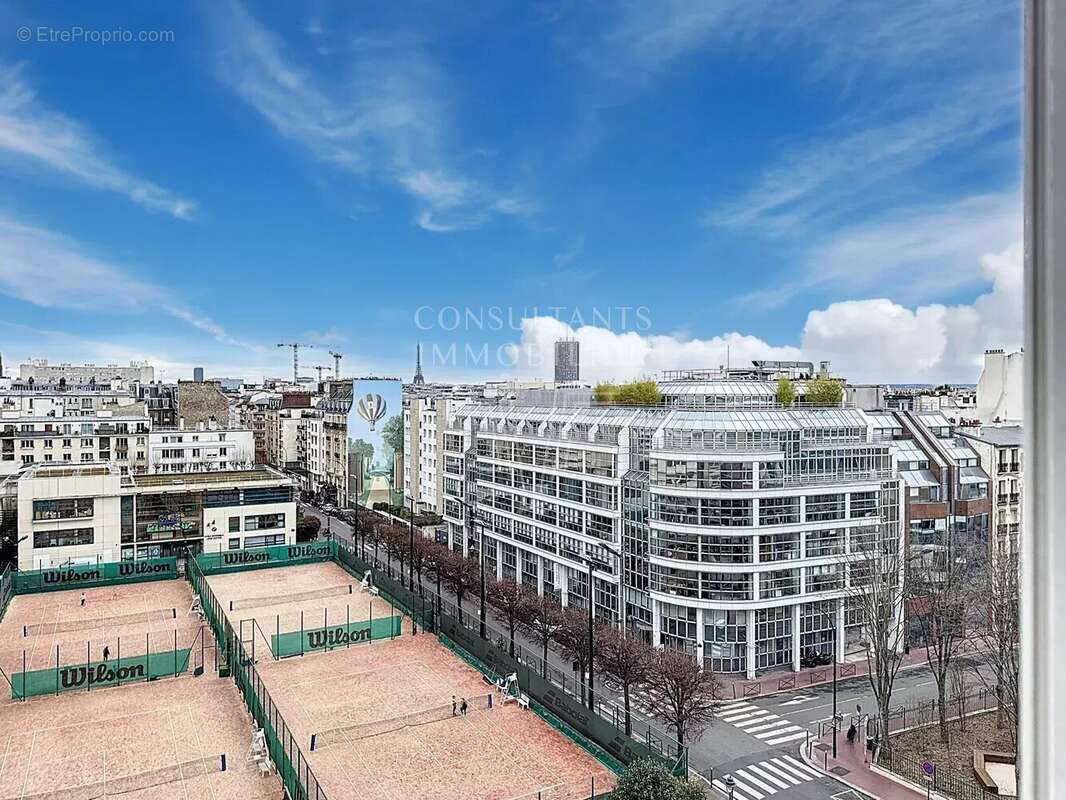 Appartement à LEVALLOIS-PERRET