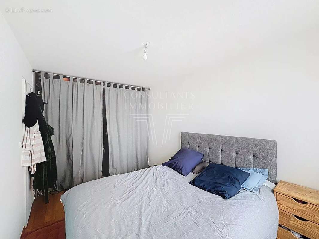 Appartement à LEVALLOIS-PERRET