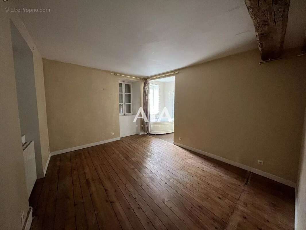 Maison à MAINE-DE-BOIXE