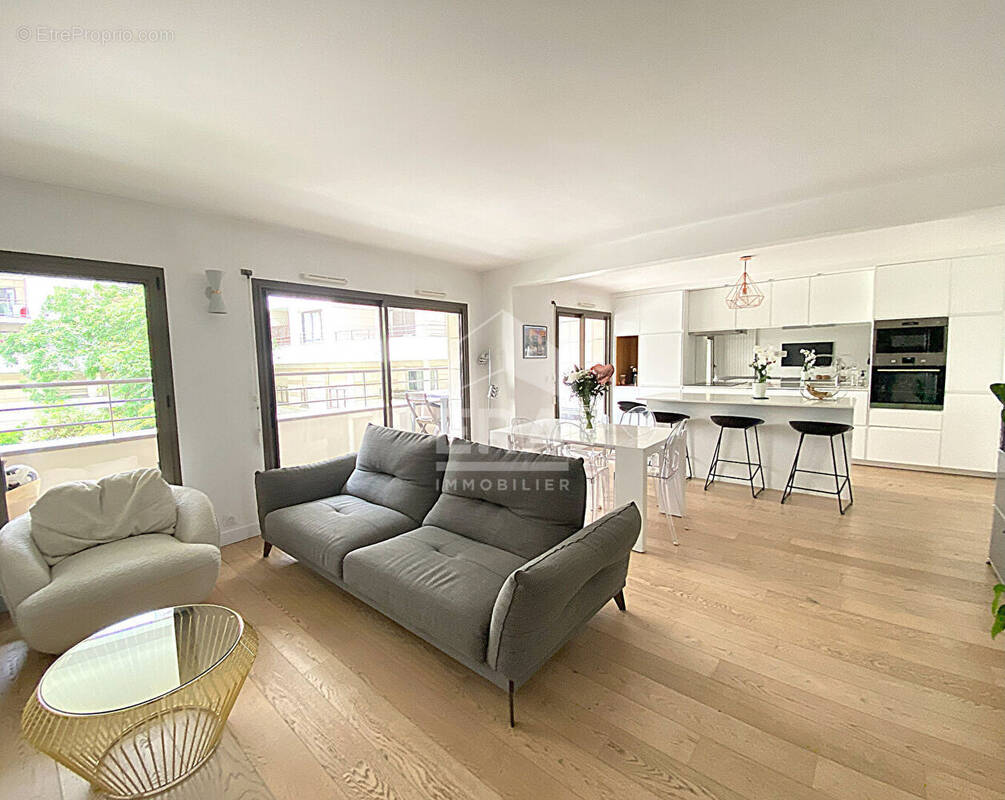 Appartement à LEVALLOIS-PERRET