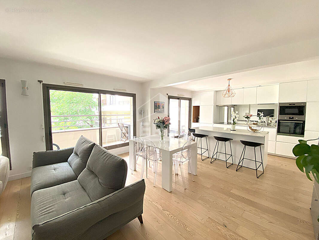 Appartement à LEVALLOIS-PERRET