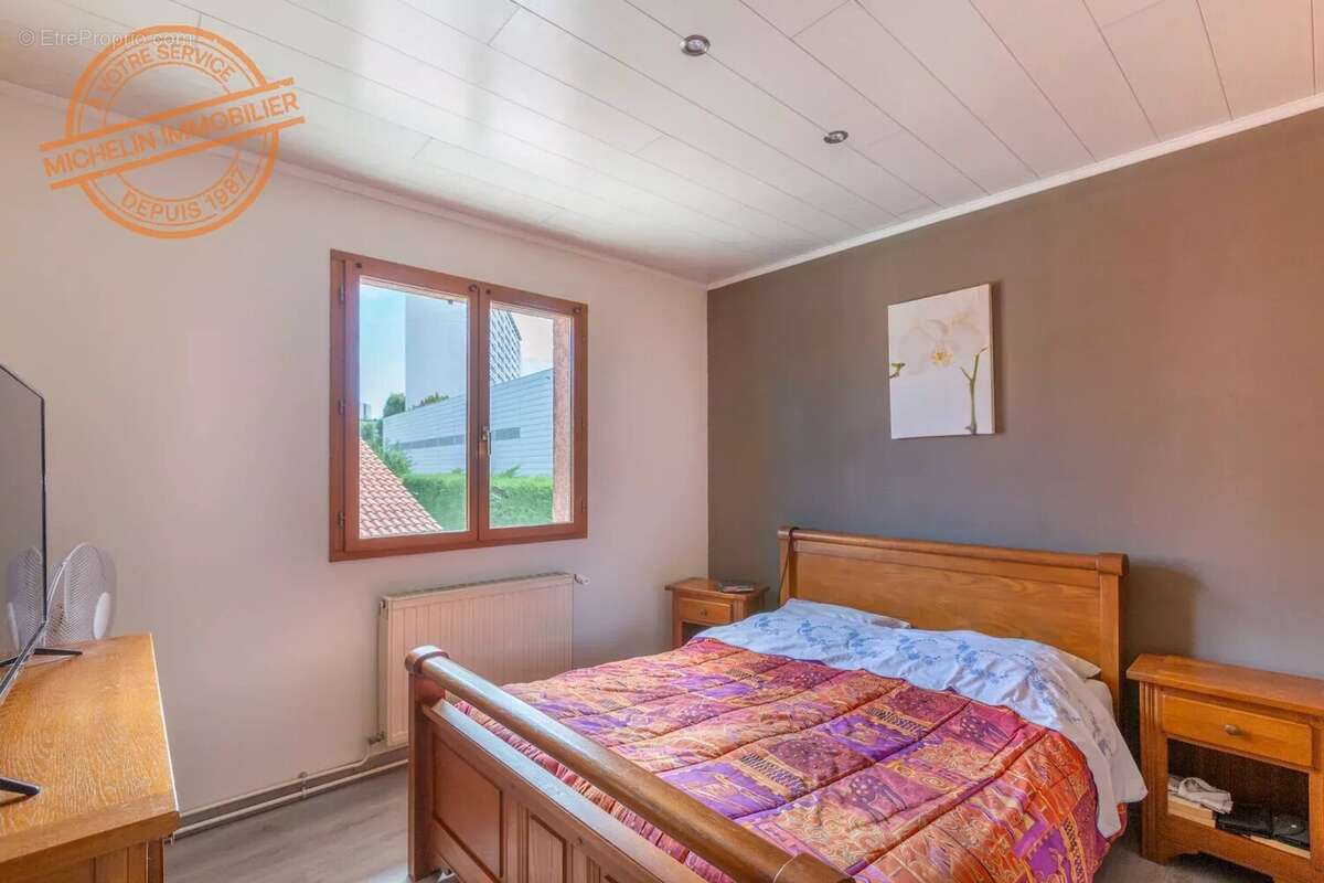 Maison à CHAMPAGNE-AU-MONT-D&#039;OR