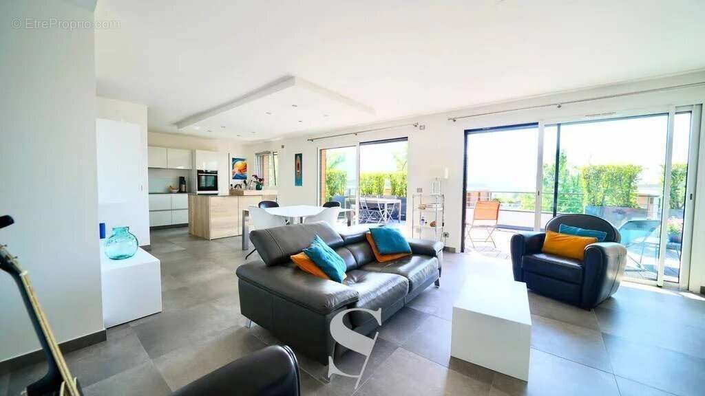 Appartement à ANNECY-LE-VIEUX