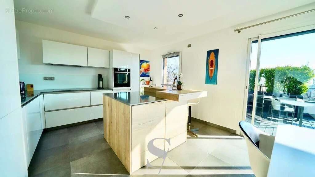 Appartement à ANNECY-LE-VIEUX