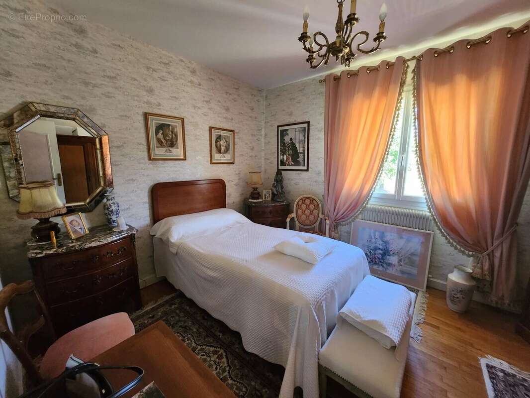 Maison à SAINT-JUNIEN