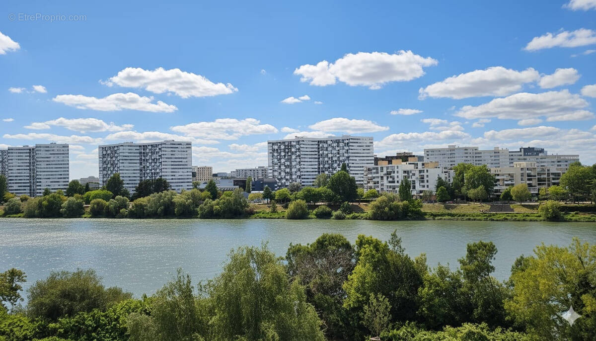 Appartement à SAINT-SEBASTIEN-SUR-LOIRE