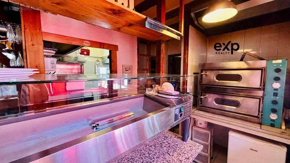 Commerce à SAINT-MARTIN-DE-BELLEVILLE