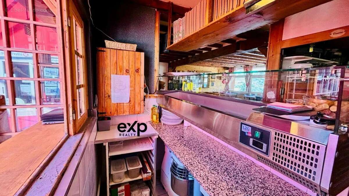 Commerce à SAINT-MARTIN-DE-BELLEVILLE