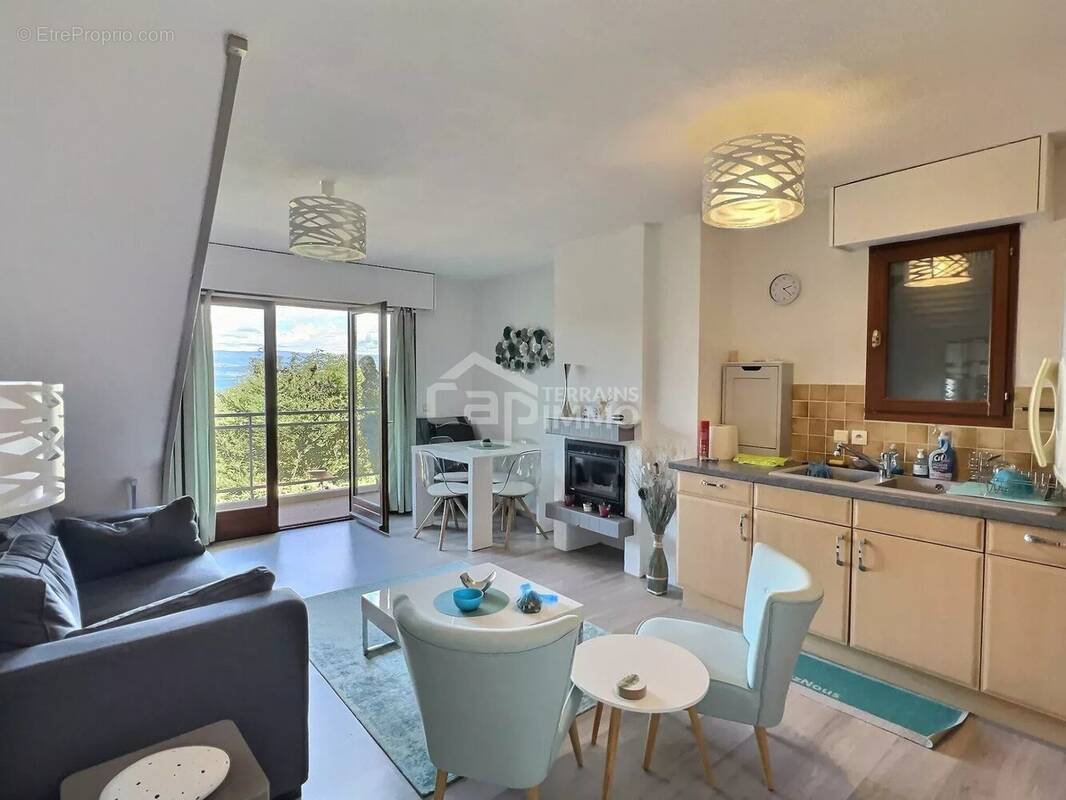 Appartement à SCIEZ