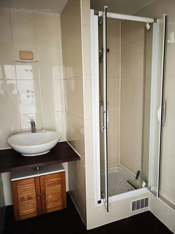 Appartement à PARIS-19E