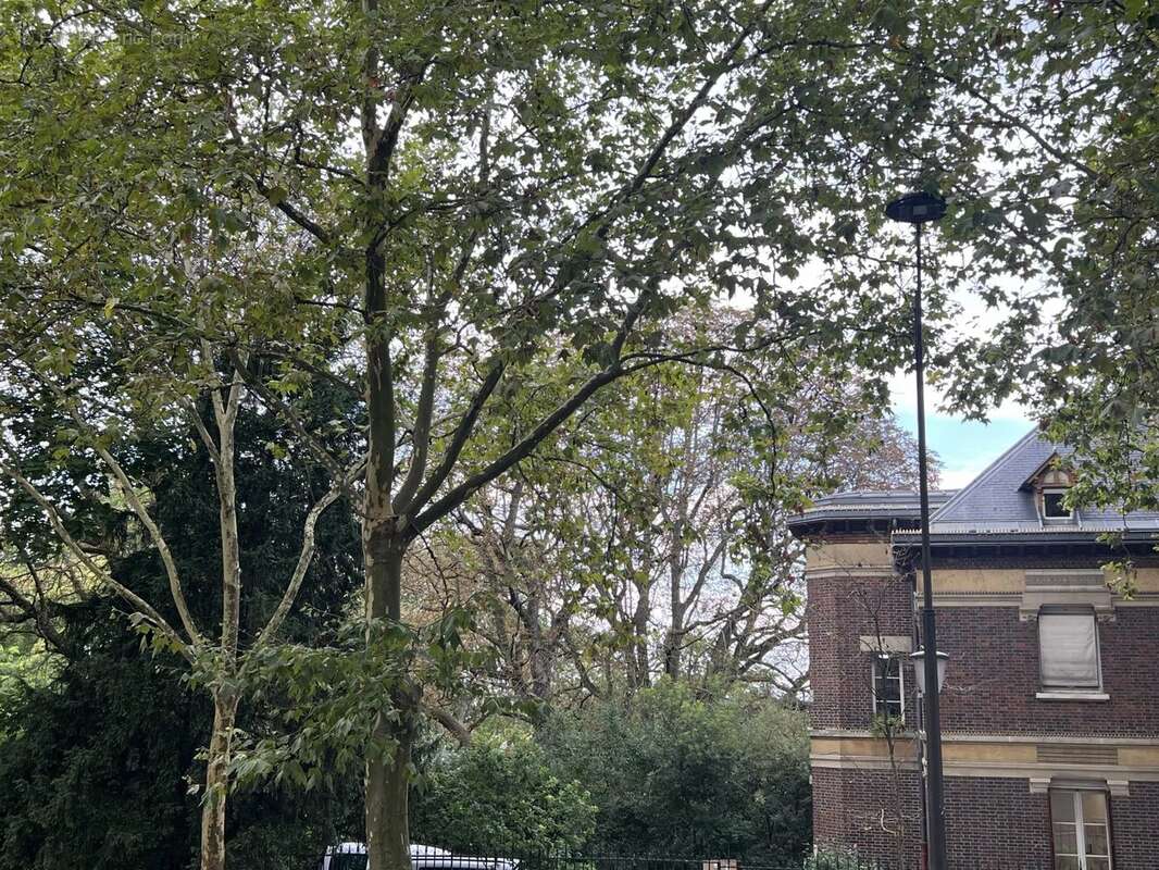 Appartement à PARIS-19E