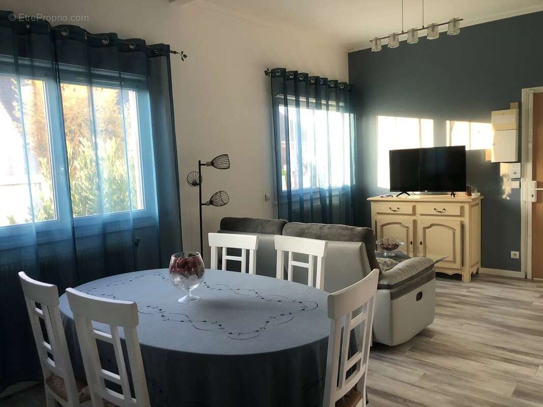 Appartement à HOUILLES