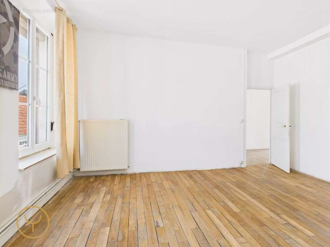 Maison à ROMILLY-SUR-SEINE