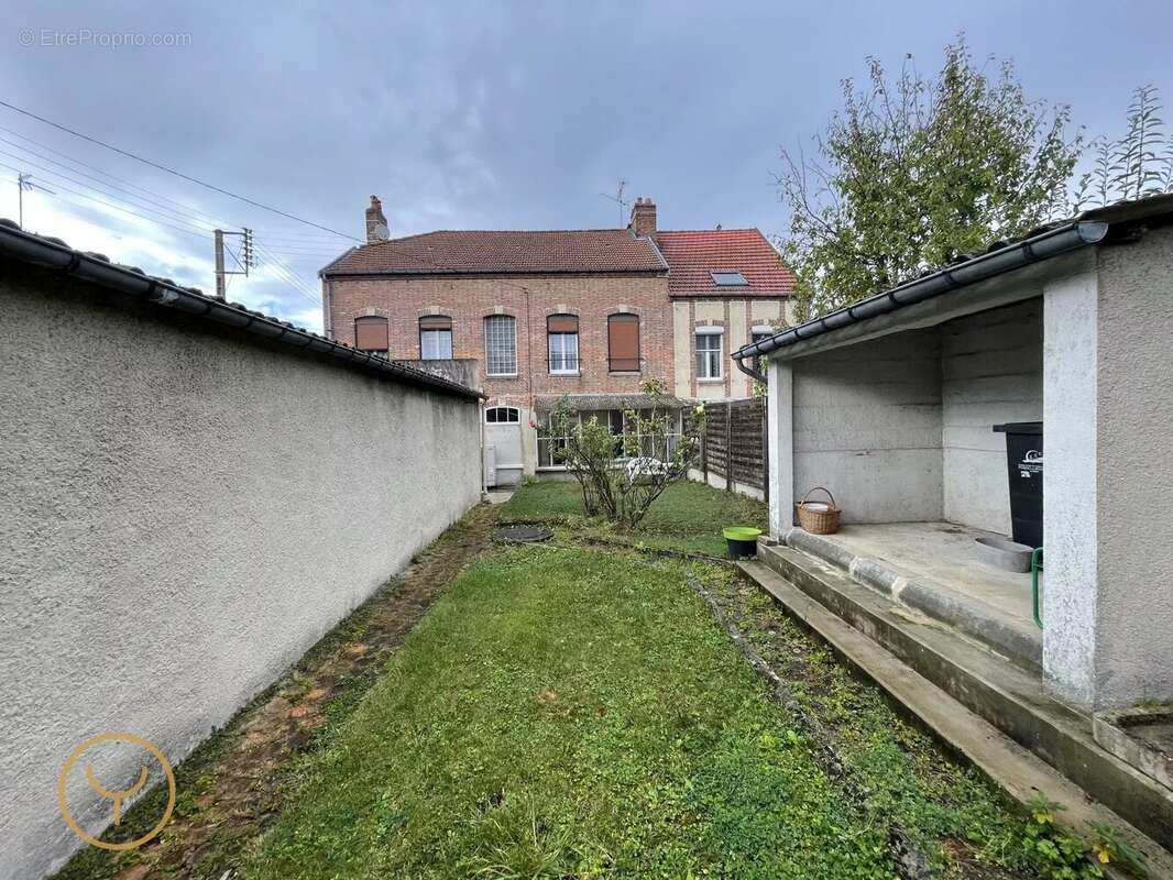 Maison à ROMILLY-SUR-SEINE