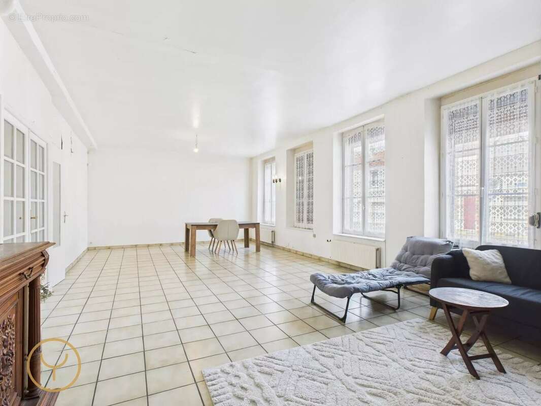 Maison à ROMILLY-SUR-SEINE