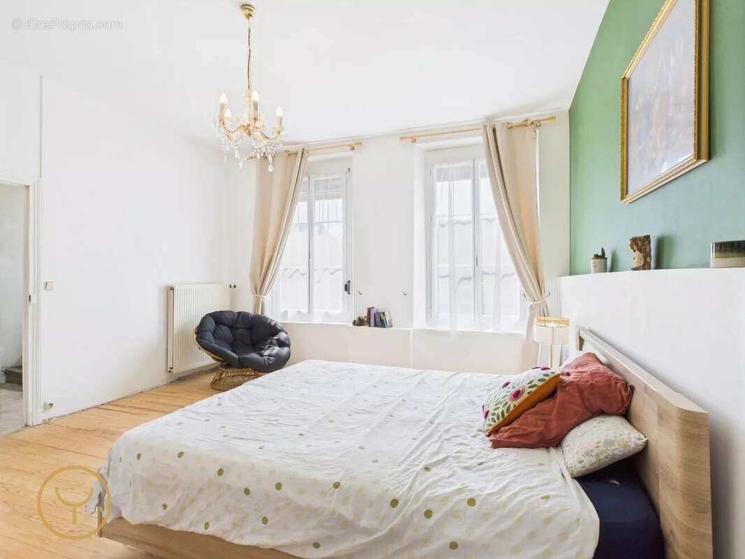 Maison à ROMILLY-SUR-SEINE