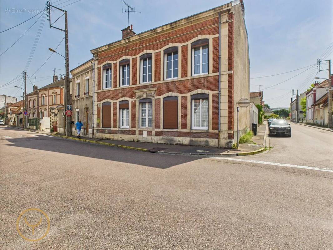 Maison à ROMILLY-SUR-SEINE