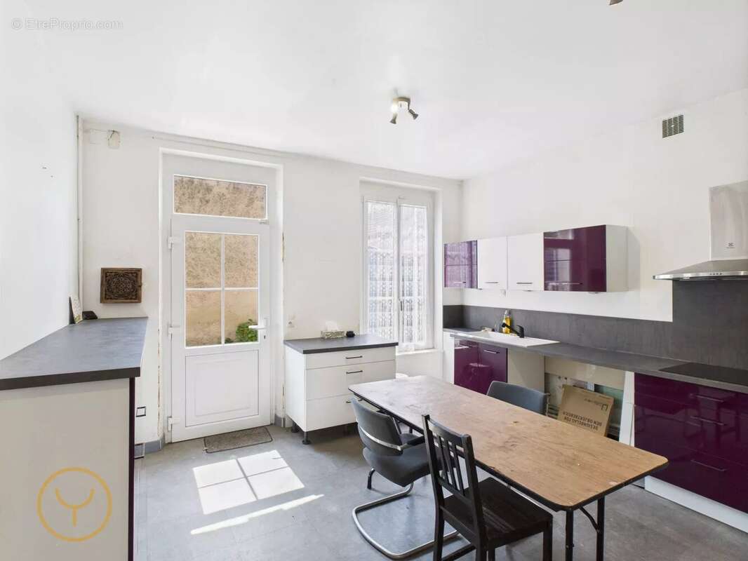 Maison à ROMILLY-SUR-SEINE