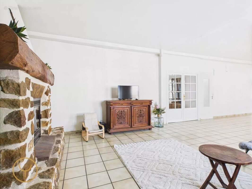 Maison à ROMILLY-SUR-SEINE