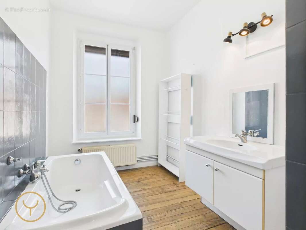 Maison à ROMILLY-SUR-SEINE